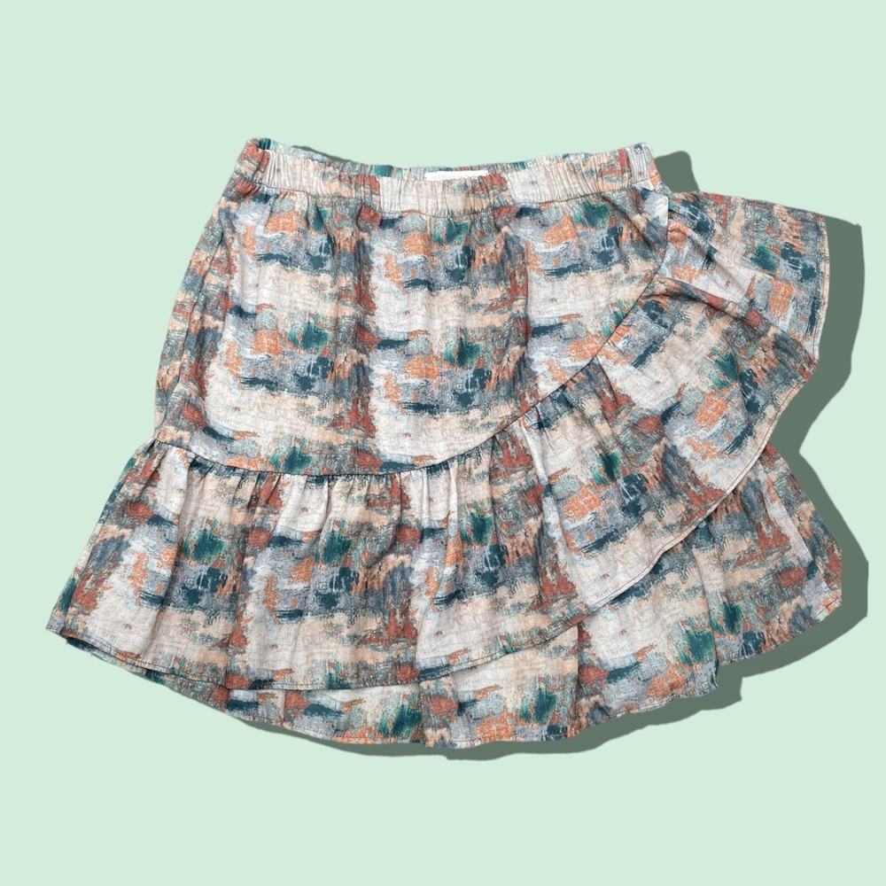 Made in Spain asymmetrical skirt 😍